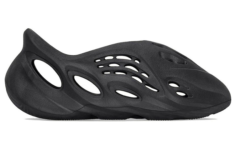 adidas Yeezy Foam Runner ‘Onyx’ HP8739