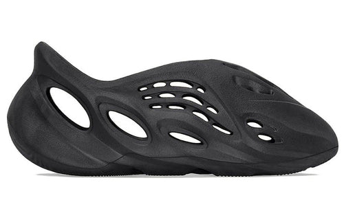 adidas Yeezy Foam Runner ‘Onyx’ HP8739