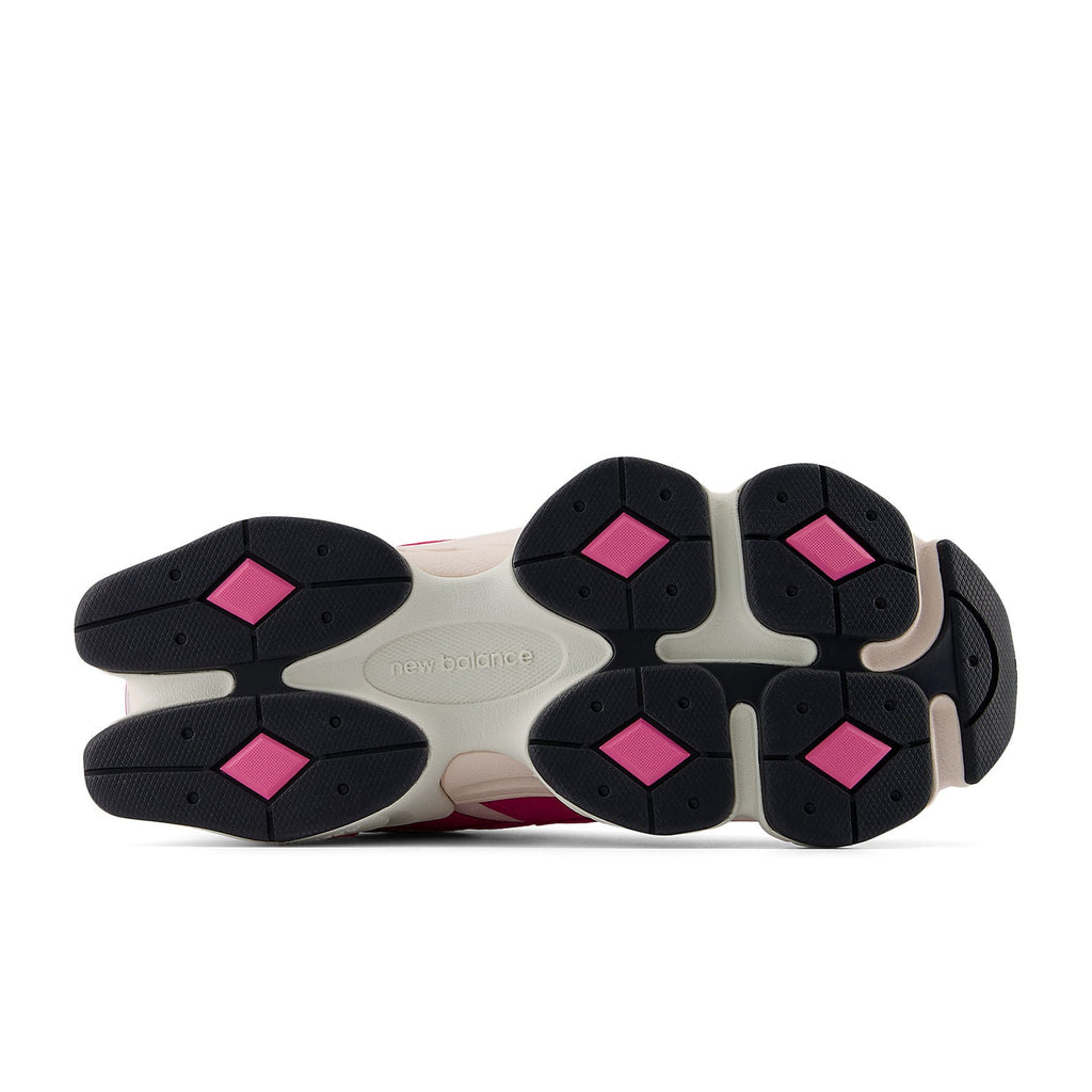 New Balance 9060 ‘Fuchsia Pink’ U9060FP