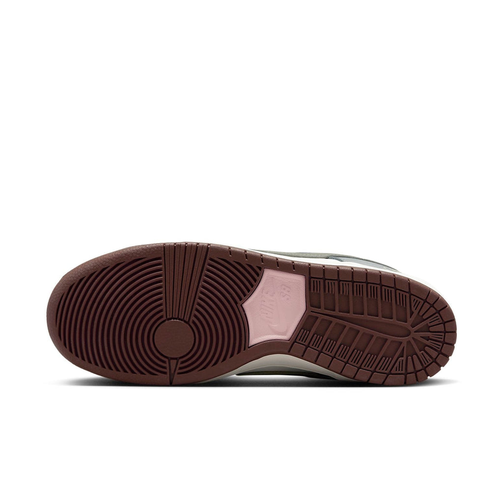 Nike SB Dunk Low ‘Yuto Horigome’ FQ1180-001