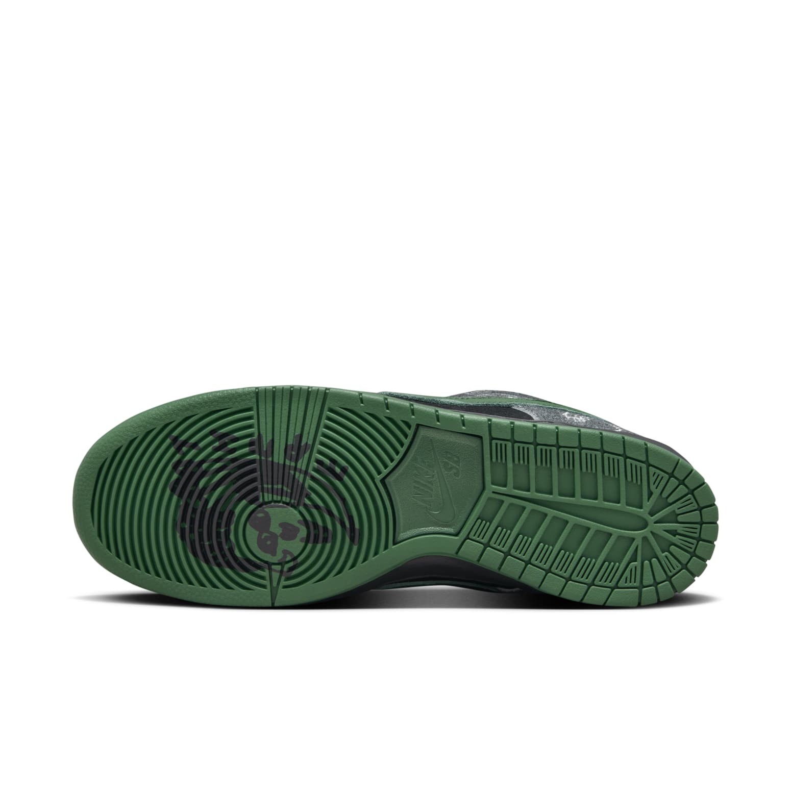Nike x There Skateboard SB Dunk Low Pro ‘Anthracite Gorge Green’ HF7743-001