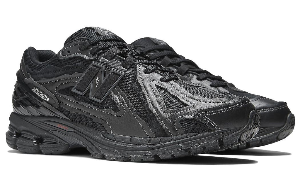 New Balance 1906R ‘Protection Pack Black Leather’ M1906DF