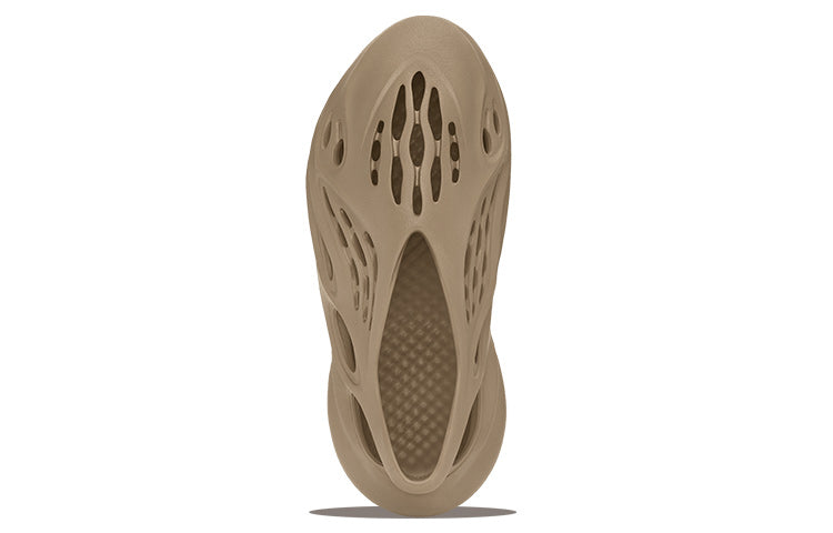 adidas Yeezy Foam Runner ‘Clay Taupe’ GV6842