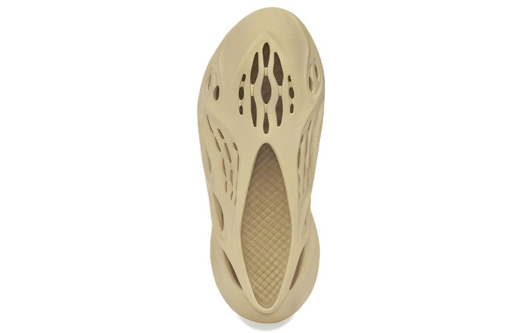 adidas Yeezy Foam Runner ‘Desert Sand’ GV6843