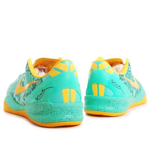 Nike Kobe 8 ‘Green Glow’ 555035-304