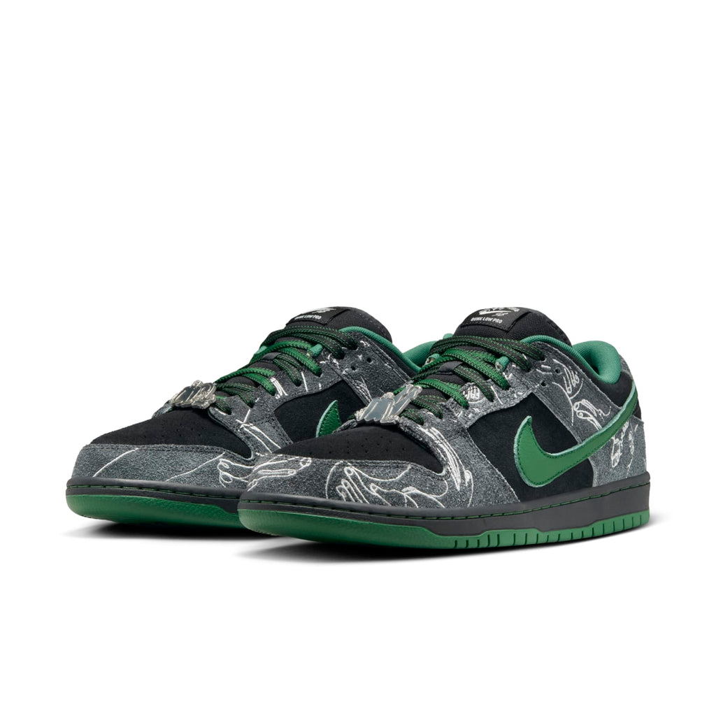 Nike x There Skateboard SB Dunk Low Pro ‘Anthracite Gorge Green’ HF7743-001