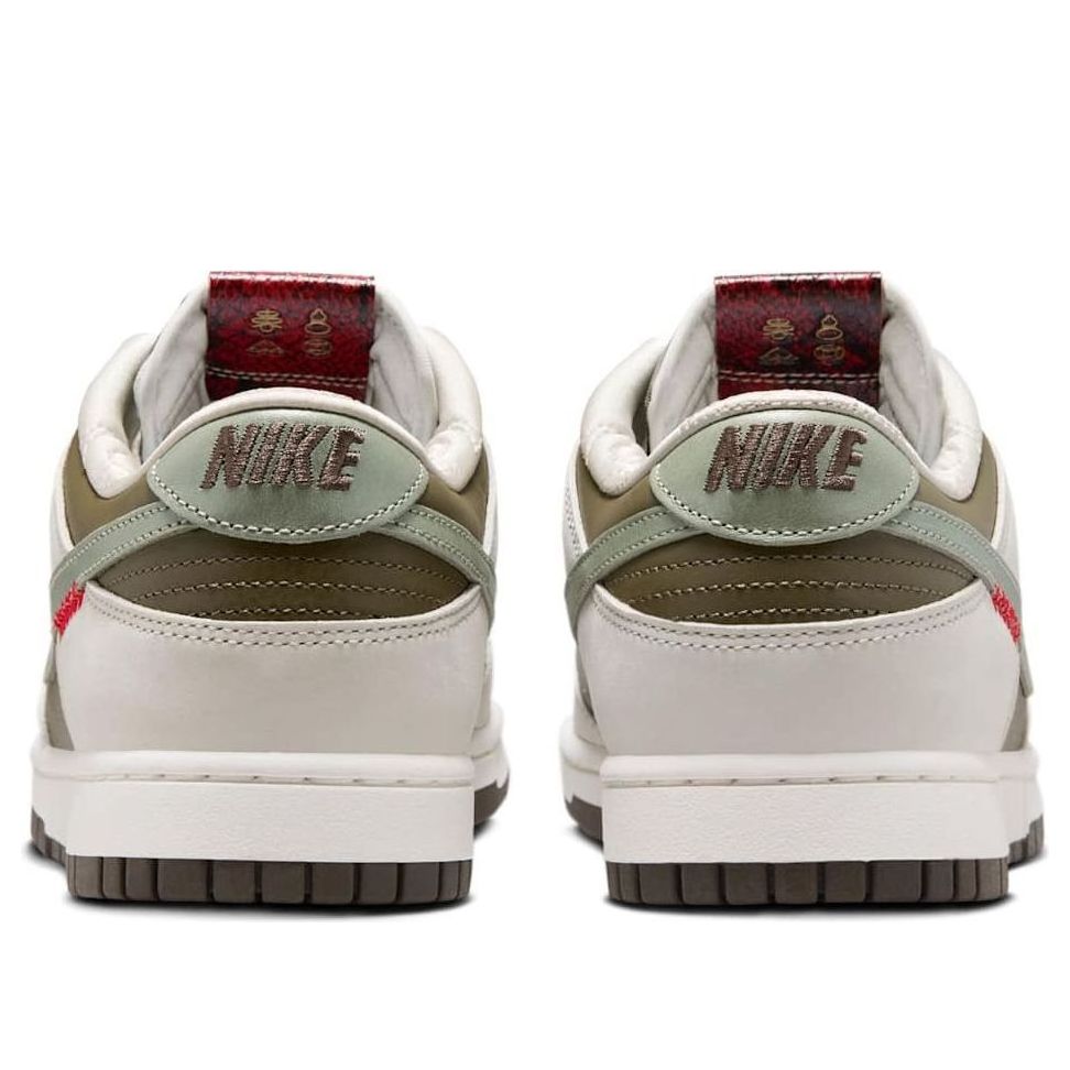 Nike Dunk Low ‘Year of the Snake’ HV5980-231