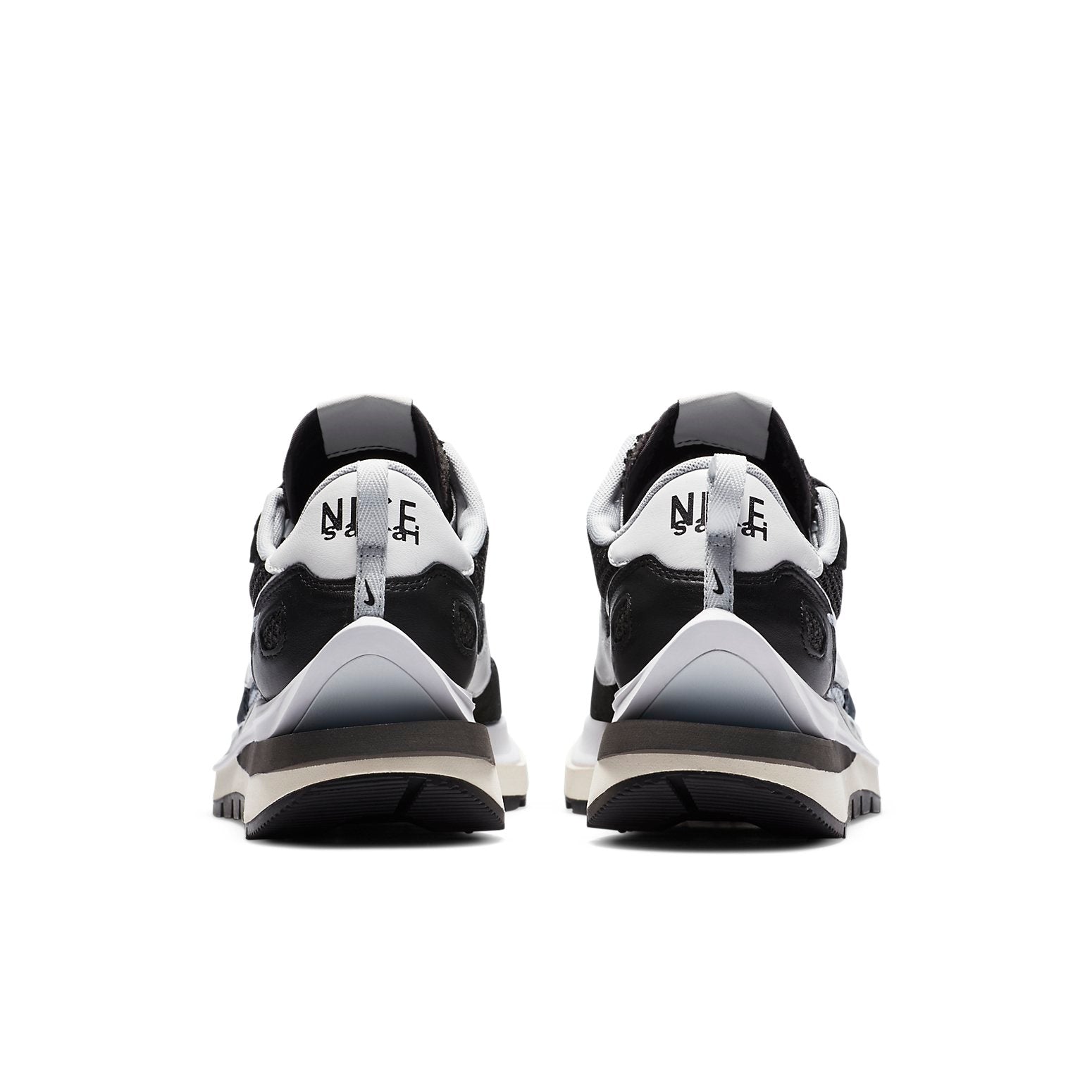 Nike x sacai VaporWaffle ‘Black White’ CV1363-001