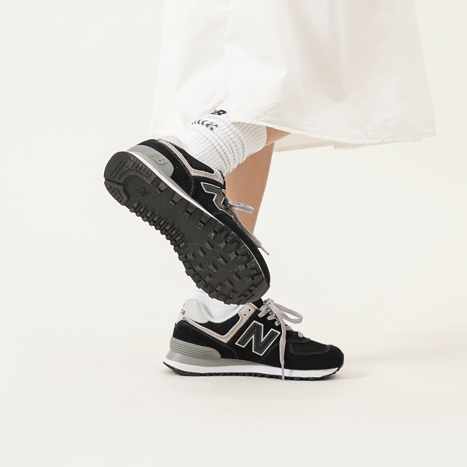 New Balance 574 ‘Black Grey’ ML574EVB