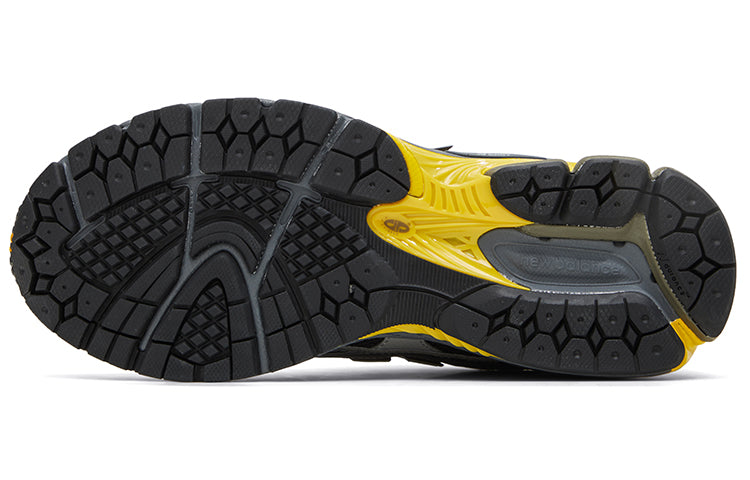 New Balance 1906R Shoes ‘Grey Yellow’ M1906NA