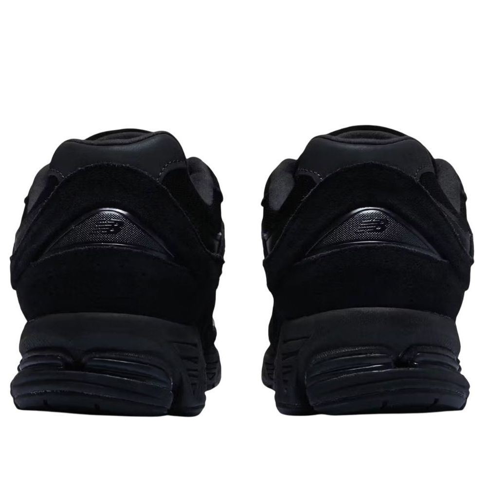 New Balance 2002R ‘Black Cat’ U2002RBL