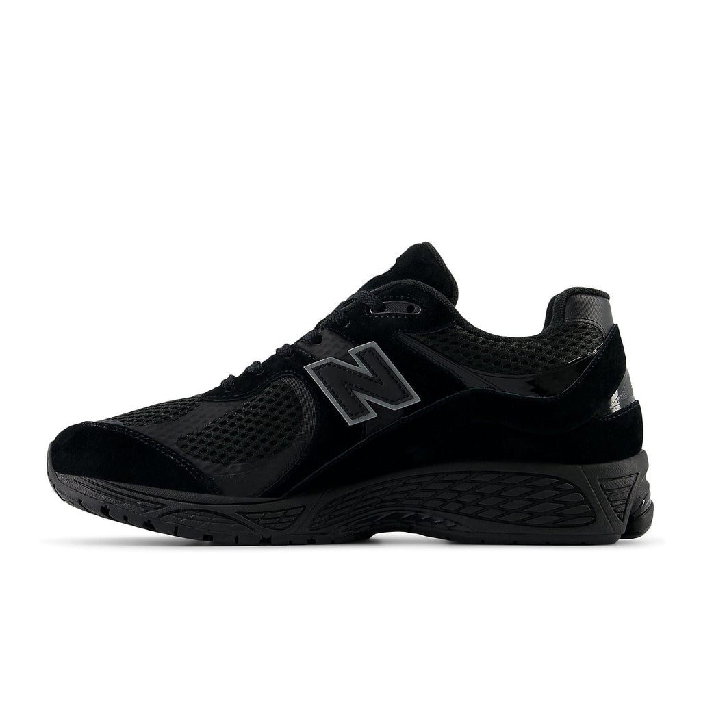 New Balance 2002R ‘Mesh Black Metallic’ M2002WB