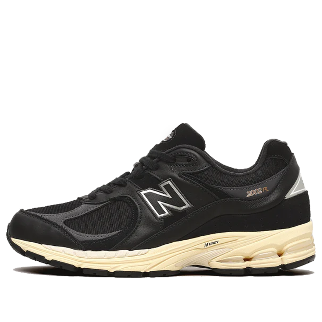 New Balance 2002R ‘Black Vintage’ M2002RIB